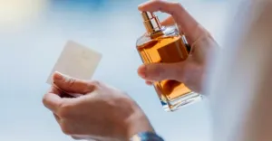 Beda Acara, Beda Aroma! 5 Tips Memilih Parfum yang Tepat
