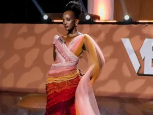 Bukan Sekadar Gaun, Busana Miss Uganda di Miss World Ternyata Gambarkan 7 Lapisan Operasi Caesar