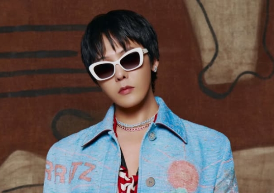 Film Dokumenter G-Dragon Di...