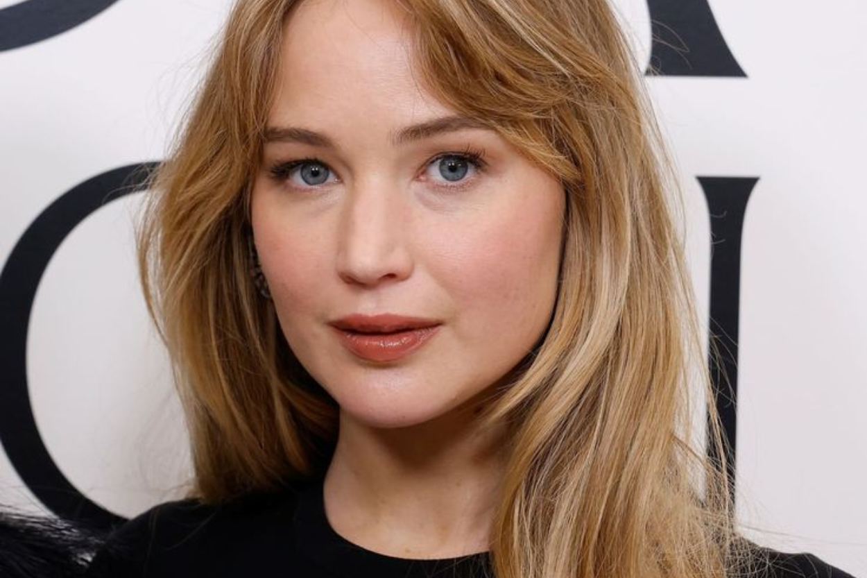 Wajah Disebut Beda Hingga Dituduh Operasi Hidung, Jennifer Lawrence: Aku Cuma Suntik Botox!
