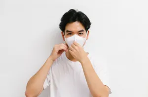 Masker Naik 10 Kali Lipat d...