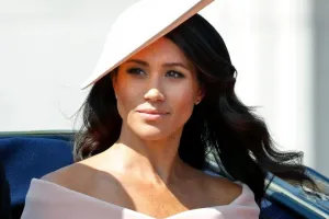 Meghan Markle Kembali ke In...