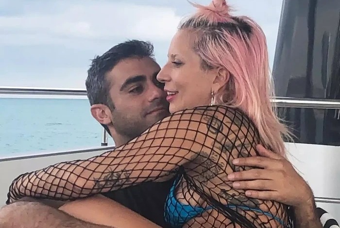Lady Gaga dan Michael Polansky Kawin Lari? Mendadak Menghilang, Diduga Sedang Bulan Madu