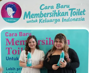 Cara Praktis Membersihkan Toilet, Ala Logeski Toilet Bowl Cleaner