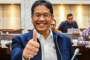 Daftar Kebijakan Kontrovers...
