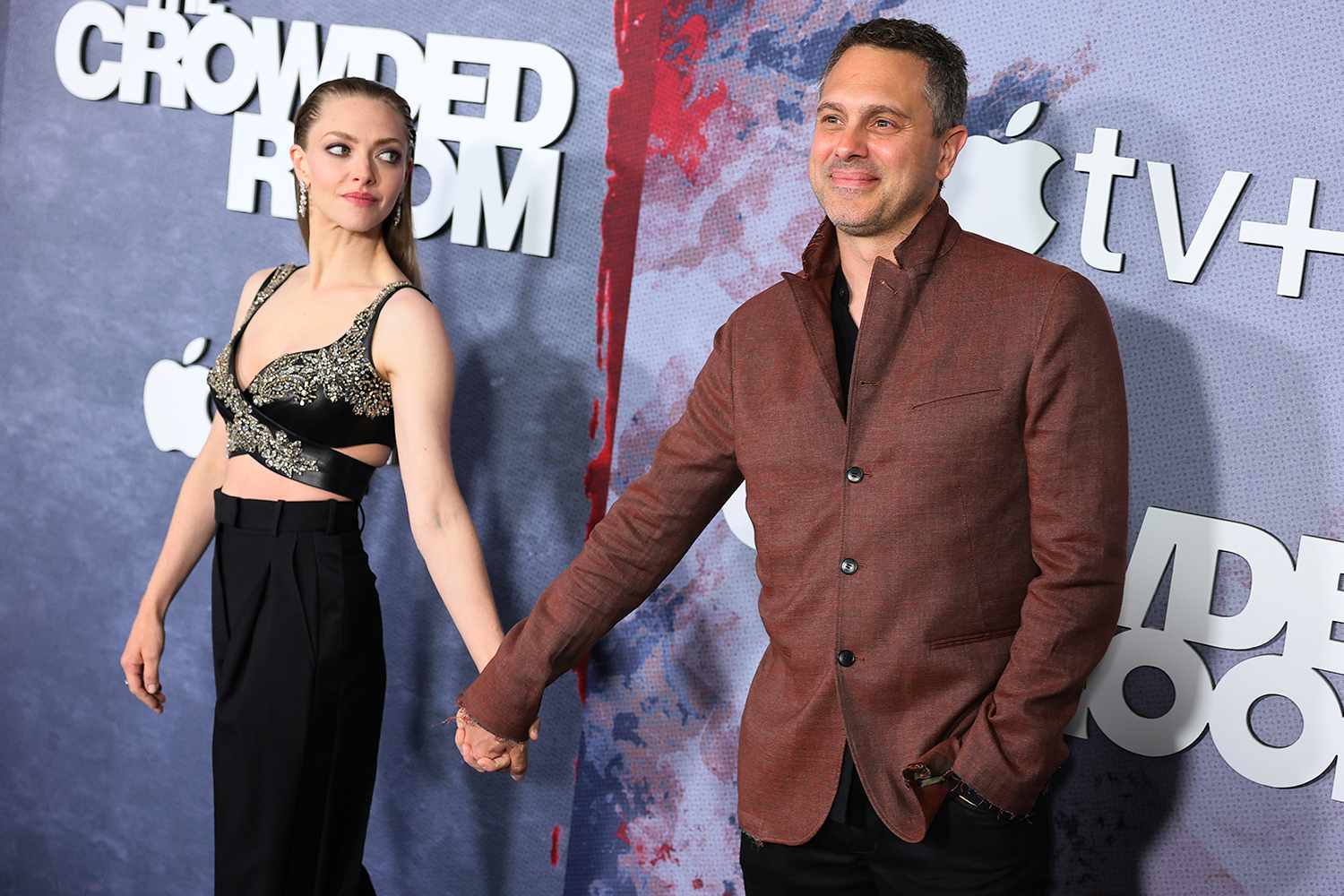 Amanda Seyfried dan Thomas Sadoski Mendadak Cerai Usai 9 Tahun Menikah, Kok Bisa? 