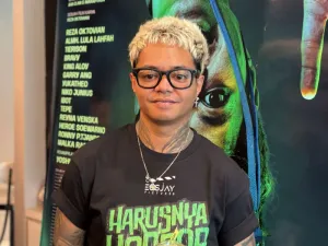 Reza Arap Bantu 27 Sekolah ...