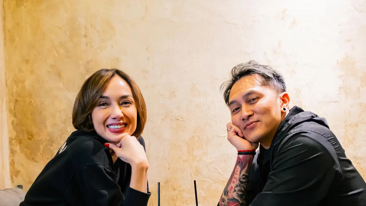 Sara Wijayanto Gugat Cerai ...