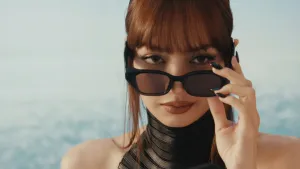 Lisa BLACKPINK Kolaborasi d...