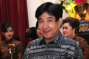 Guruh Sukarnoputra Sakit Ap...