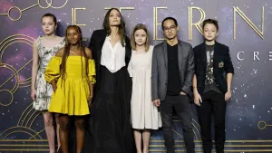 3 Anak Angelina Jolie Hapus Nama Brad Pitt, Kini Pakai Marga Jolie