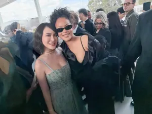 Shandy Aulia Bertemu Rihanna di Dior Summer 2027 Paris, Momen Keduanya Jadi Sorotan