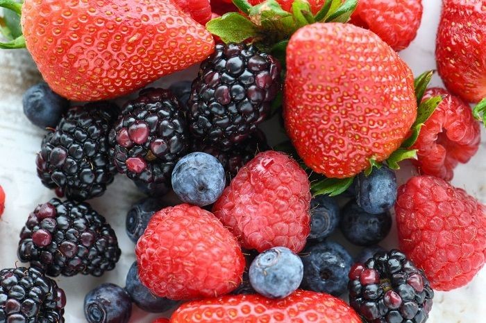 6 Makanan yang Bikin Kulit Glowing dan Awet Muda, Tak Perlu Skincare Mahal