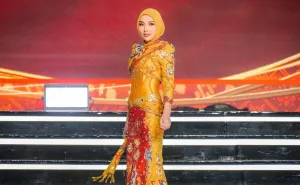 Tampil di Fashion Show di T...