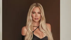 Khloe Kardashian Mengaku Ta...