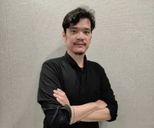Timo Tjahjanto Garap Film H...