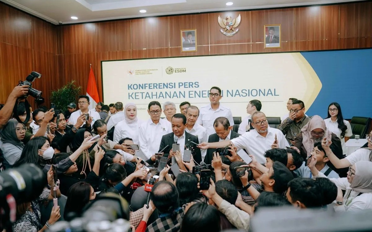 Indonesia Bangun Gudang Min...